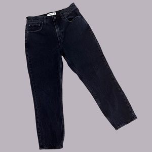Abercrombie and Fitch “The Mom High Rise” Black Jeans Size 27/4s